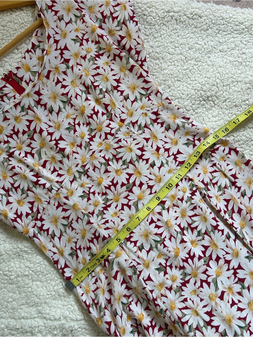 Vintage Floral Daisy Midi Dress in Cream Red and Yellow - Picture 8 of 9